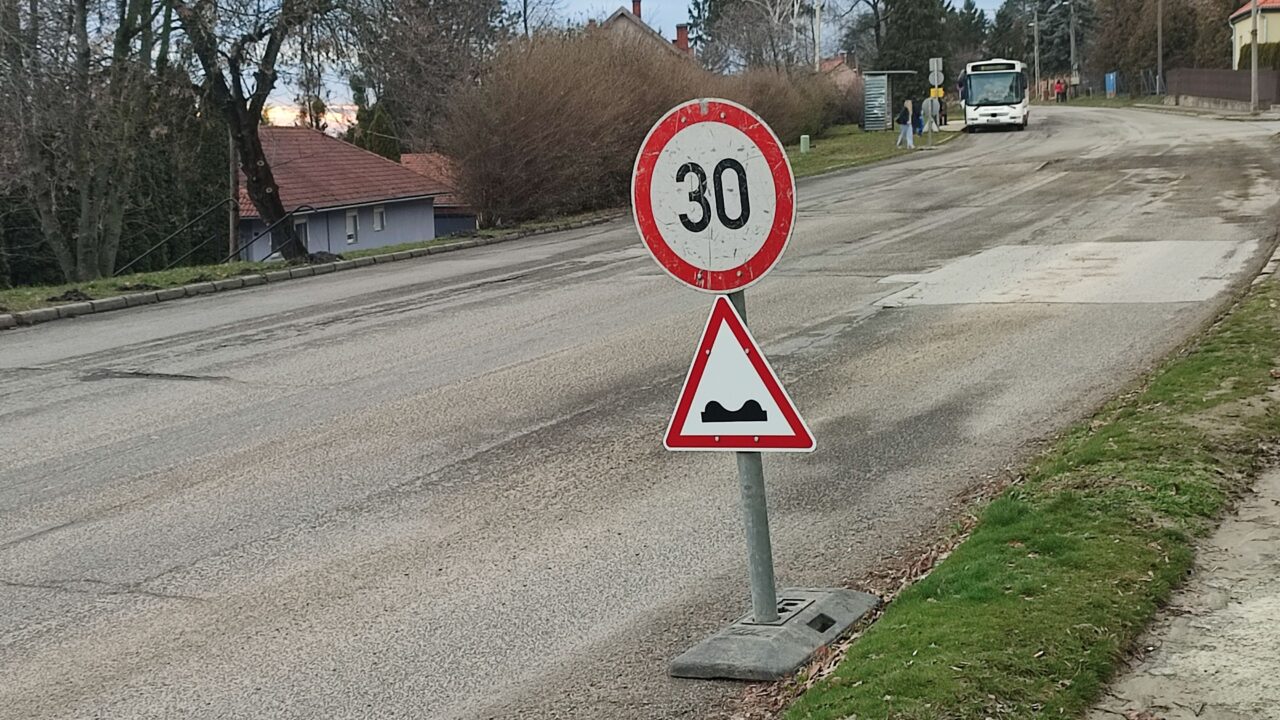 1771349437581