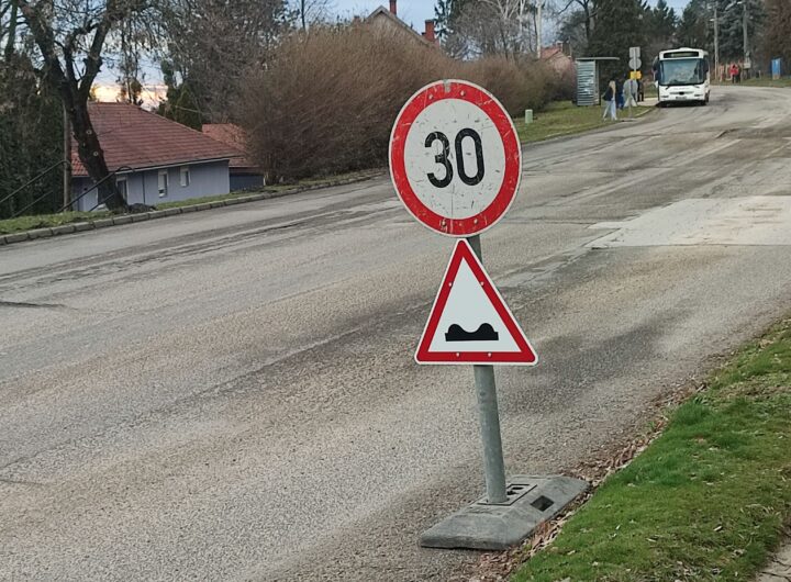 1771349437581