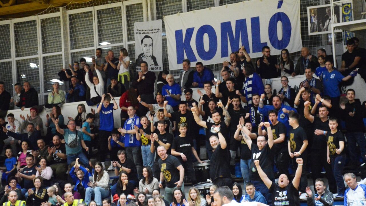 szurkolók